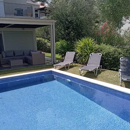 Villa Md Villa *